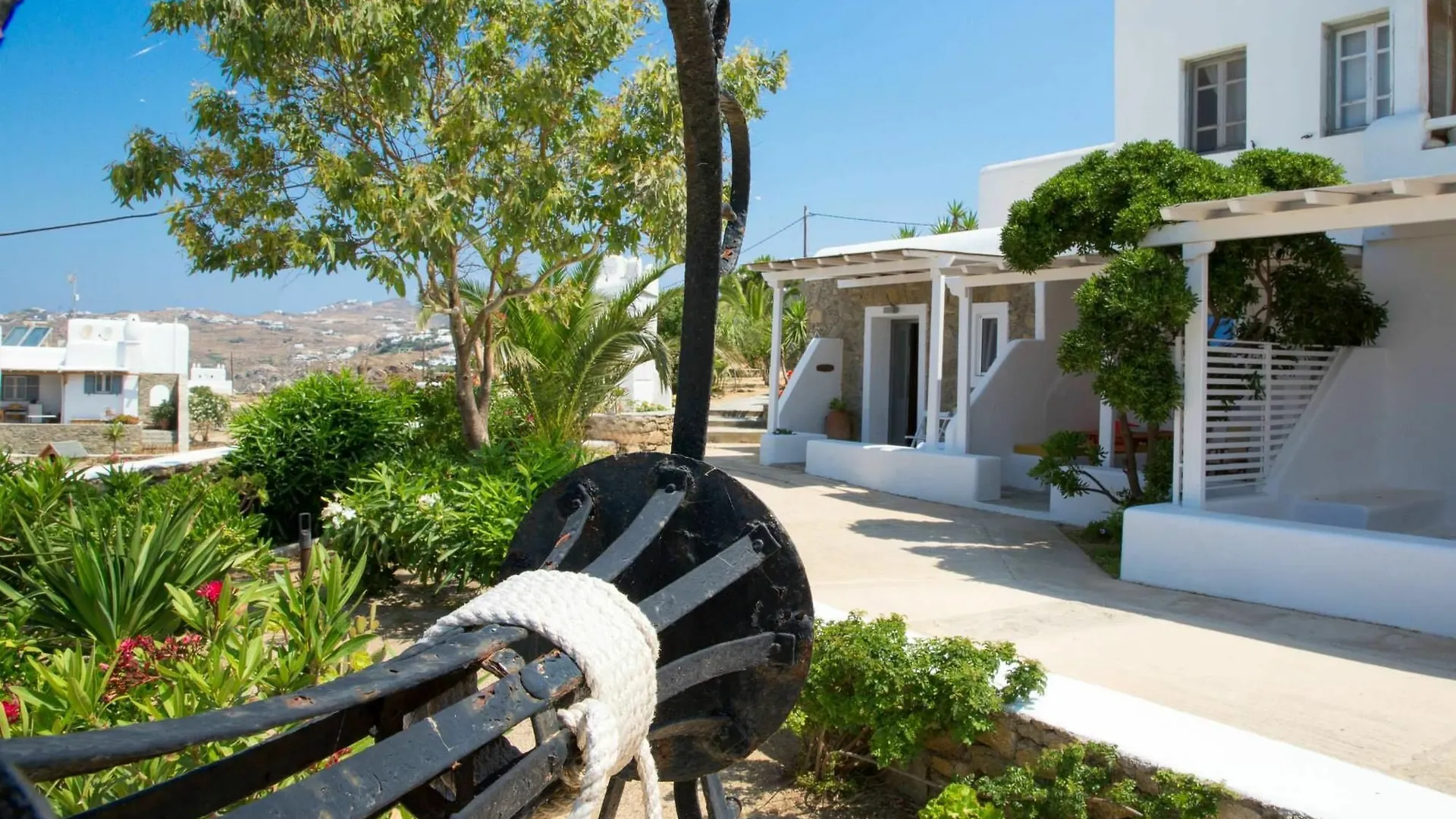 Bellou Suites Mykonos Town Apartment